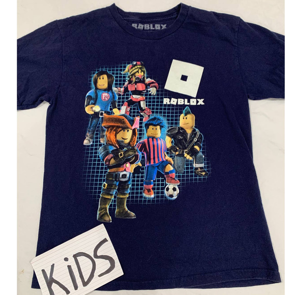 Roblox Soccer Player And Characters Group Navy Blue Graphic Kids T-shirt Size M - Picture 1 of 6